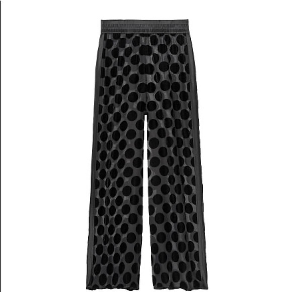 BNWT Victoria’s Secret Polka Dot Mesh Pant - Picture 3 of 5